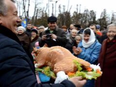 «Традицій не забуваємо, про милосердя пам’ятаємо», – в Іваничах відбувся благодійний ярмарок «Традицій не забуваємо