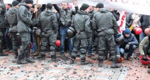 Гірники налаштовані рішуче: або депутати сьогодні приймуть необхідні зміни до Держбюджету, або їх винесуть з... Гірники налаштовані рішуче: або депутати сьогодні приймуть необхідні зміни до Держбюджету