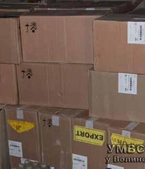 У Нововолинську продавали підроблену горілку. ФОТО