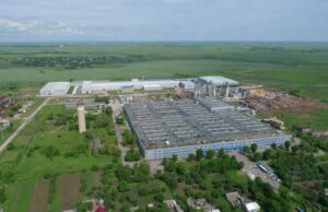 На “Кроноспані” водій спричинив обвал приміщення На "Кроноспані" водій спричинив обвал приміщення