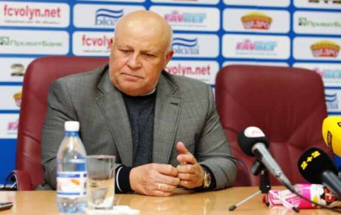 “У Нововолинську діти мусять платити за заняття футболом у залі, який належить місту!” "У Нововолинську діти мусять платити за заняття футболом у залі