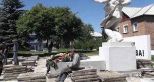 Закопаємо-таки півмільйона! Продовження одісеї Закопаємо-таки півмільйона! Продовження одісеї