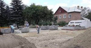 Життя у сквері таки дуже поліпшилося Життя у сквері таки дуже поліпшилося