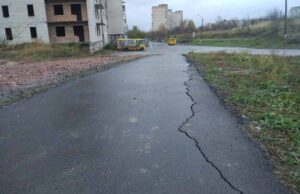 Що стало з новим тротуаром поблизу 5-го мікрорайону (Фото, Відео) Що стало з новим тротуаром поблизу 5-го мікрорайону (Фото