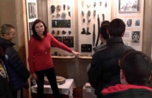 Міліціонери організували екскурсію неповнолітнім правопорушникам до музею Нововолинська Міліціонери організували екскурсію неповнолітнім правопорушникам до музею Нововолинська