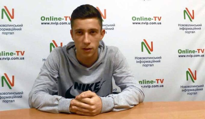 Заховайте паспорти всім, кому за шістдесят п’ять! Андрій Кравченко звернувся до виборців Заховайте паспорти всім
