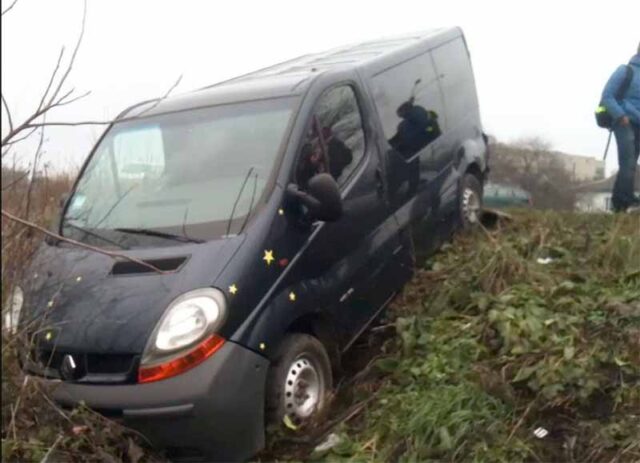 Крововилив у мозок за кермом спричинив ДТП біля ринку Крововилив у мозок за кермом спричинив ДТП біля ринку