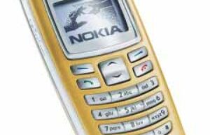 Бійцям полку “Азов” потрібні мобільні телефони Бійцям полку "Азов" потрібні мобільні телефони