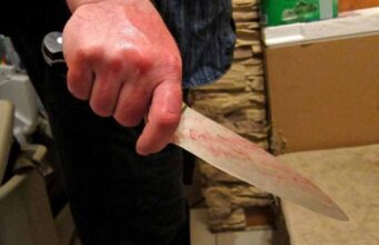 У Грибовиці чоловік порізав свого товариша по чарці У Грибовиці чоловік порізав свого товариша по чарці