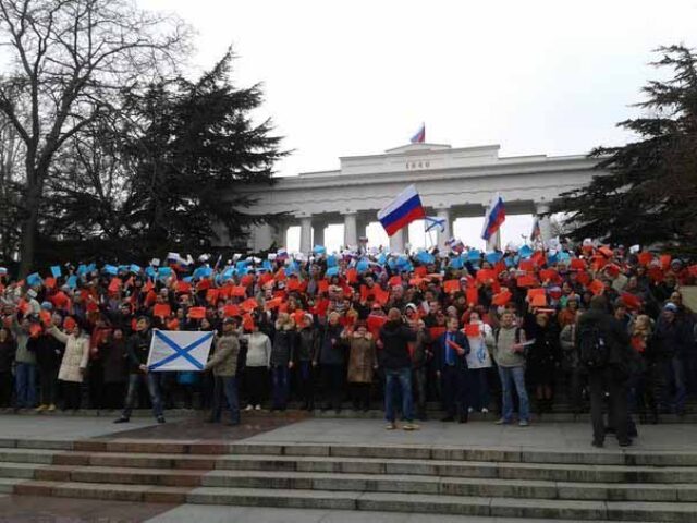 Крим – за Росію? Репортаж із Севастополя Крим - за Росію? Репортаж із Севастополя