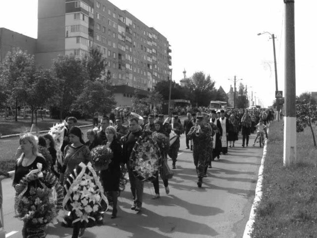 Нововолинці попрощалися із загиблими героями Нововолинці попрощалися із загиблими героями