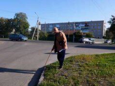 Три роки оббивають пороги міськради: Нововолинці просять безпечного виїзду та доріжки для пішоходів Три роки оббивають пороги міськради: Нововолинці просять безпечного виїзду та доріжки для пішоходів