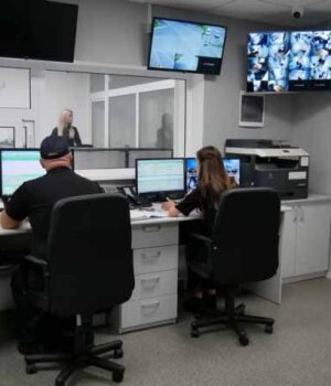 У Нововолинську відкрили фронт-офіс поліції з сучасними кімнатами для затриманих