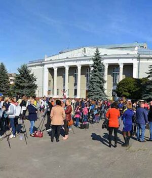 Майстер-клас до Дня Художника «Намалюй картину під відкритим небом» (ФОТО