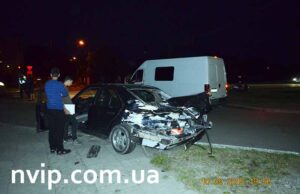 ДТП на перехресті Маяковського і Галана: пожежна врізалась у легковик ДТП на перехресті Маяковського і Галана: пожежна врізалась у легковик