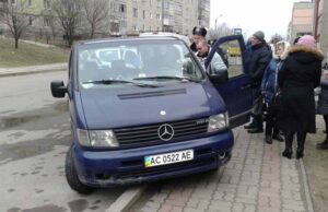 ДТП на 5-ому мікрорайоні: мікроавтобус наїхав на пішохода ДТП на 5-ому мікрорайоні: мікроавтобус наїхав на пішохода
