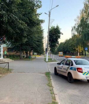 photo5300746855044460749 У Нововолинську продавчиня накричала на покупця