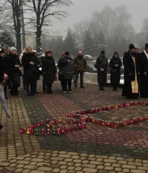 У Нововолинську вшанували пам’ять жертв Голодомору