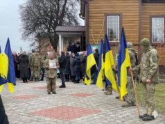 Сьогодні в останню путь провели вірного Сина України, мужнього воїна, мешканця села Гряди – Руслана... Сьогодні в останню путь провели вірного Сина України