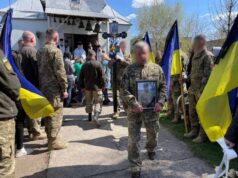 Провели в останню путь мужнього Захисника Віктора Яреська Провели в останню путь мужнього Захисника Віктора Яреська