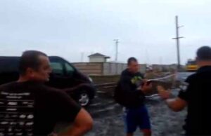 Водій іномарки ледь не збив дитину на велосипеді! Водій іномарки ледь не збив дитину на велосипеді!