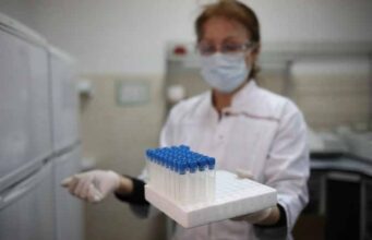 За добу в Україні зафіксували понад 6 000 нових випадків коронавірусу За добу в Україні зафіксували понад 6 000 нових випадків коронавірусу