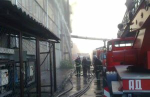 Пожежа на деревообробному комбінаті! Пожежа на деревообробному комбінаті!