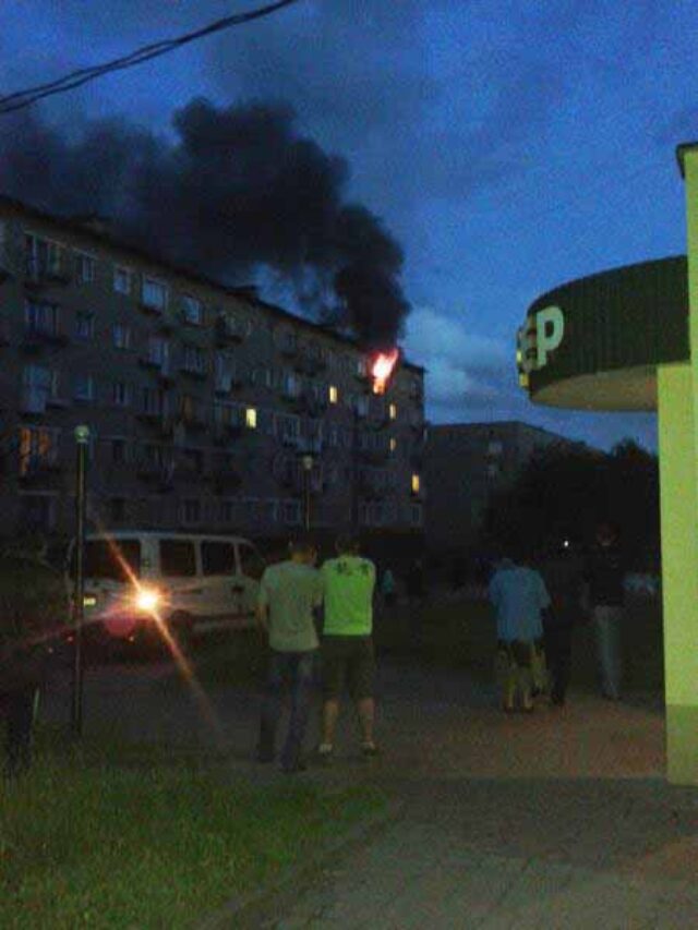 На лаві підсудних опинилася бабуся, яка була опікуном загиблих онуків. Чиновники – збоку! На лаві підсудних опинилася бабуся