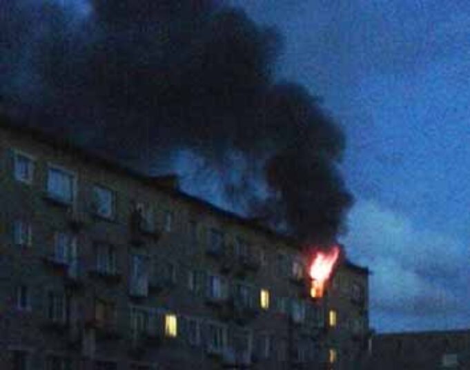 У Нововолинську згоріла квартира, троє загиблих! У Нововолинську згоріла квартира