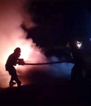 pogega1 В центрі міста згорів легковий автомобіль!