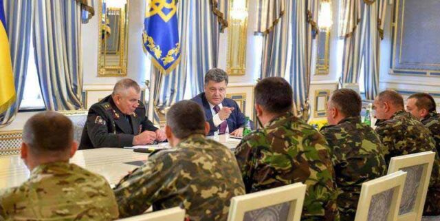 Порошенко розповів про героїв і дезертирів 51-ї бригади Порошенко розповів про героїв і дезертирів 51-ї бригади