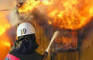 У Нововолинську горіла двоповерхова будівля У Нововолинську горіла двоповерхова будівля