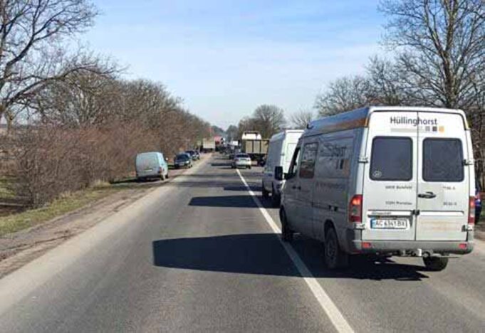 В’їзд в Нововолинськ із Володимира-Волинського заблоковано мітингом В'їзд в Нововолинськ із Володимира-Волинського заблоковано мітингом
