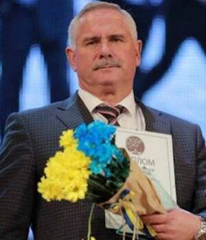 sapozhnikov-e1593521409596-1024x683-1 Немає в місті іншого бога