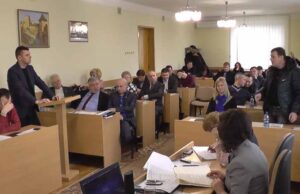 Шоста сесія міської ради: звіт начальника поліції та прокурора, депутати матимуть помічників, кінотеатр «Україна» передадуть... Шоста сесія міської ради: звіт начальника поліції та прокурора