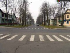 В центрі Нововолинська чоловік продовжує нападати на дівчат! В центрі Нововолинська чоловік продовжує нападати на дівчат!