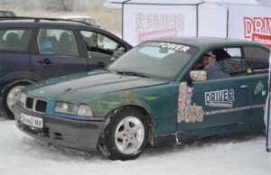 В Литовежі змагались автомобілісти з Волині: перегони по колу на найкращий час (відео) В Литовежі змагались автомобілісти з Волині: перегони по колу на найкращий час (відео)