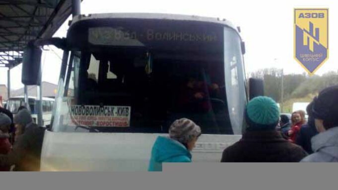 Молодий ветеран АТО Мирослав Никитюк відправив скаргу на протиправні дії перевізника. Молодий ветеран АТО Мирослав Никитюк відправив скаргу на протиправні дії перевізника.