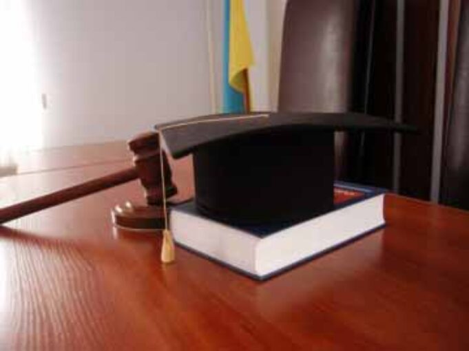 Прокуратура в суді обіграла «квартирну мафію» Нововолинська Прокуратура в суді обіграла «квартирну мафію» Нововолинська