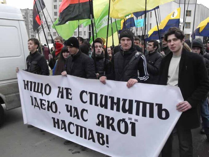 УВАГА!!! Громадська акція у Нововолинську!!! «Революція Гідності переможе» УВАГА!!! Громадська акція у Нововолинську!!! «Революція Гідності переможе»