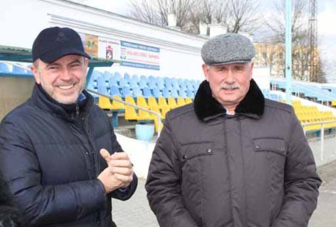 “Пан Курчак” хоче “обсадити” курниками та заводом територію навколо Нововолинська “Пан Курчак” хоче “обсадити” курниками та заводом територію навколо Нововолинська