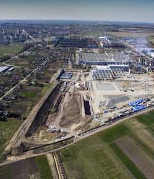 Нововолинцям смердить "Кроноспан"