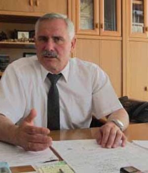 "ЗМІ за наші гроші вилизують п'яту точку Віктору Борисовичу"