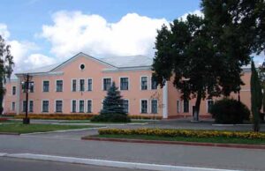 Медиків Нововолинської лікарні примусово відправляють у відпустки. ВІДЕО Медиків Нововолинської лікарні примусово відправляють у відпустки. ВІДЕО