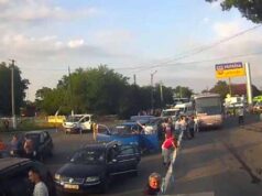 На митниці в Устилузі люди заблокували рух транспорту На митниці в Устилузі люди заблокували рух транспорту