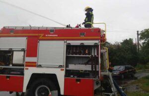 Після зливи у Нововолинську затопило вулицю Шухевича Після зливи у Нововолинську затопило вулицю Шухевича