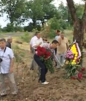 Жителі Волновахи вшанували пам'ять загиблих українських бійців