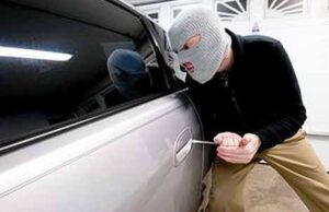 Задум вкрасти машину провалився завдяки міліціонерам Задум вкрасти машину провалився завдяки міліціонерам