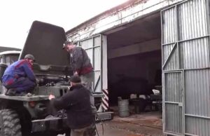 Заввідділенням урології Нововолинської міської лікарні Олег Шипелик: “Це не «пташиний» грип. Це – війна”. Заввідділенням урології Нововолинської міської лікарні Олег Шипелик: "Це не «пташиний» грип. Це – війна".