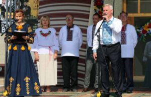 У Нововолинську визначили та нагородили кращі вишиванки 2017 року (ФОТО/ВІДЕО) У Нововолинську визначили та нагородили кращі вишиванки 2017 року (ФОТО/ВІДЕО)